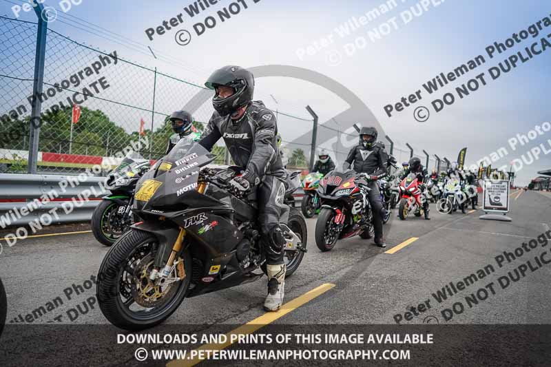 donington no limits trackday;donington park photographs;donington trackday photographs;no limits trackdays;peter wileman photography;trackday digital images;trackday photos